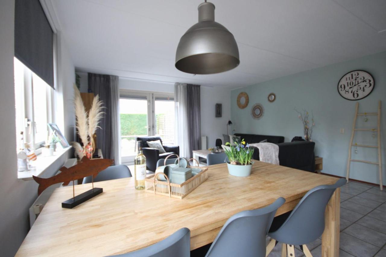 11 Holiday home Wemeldinge